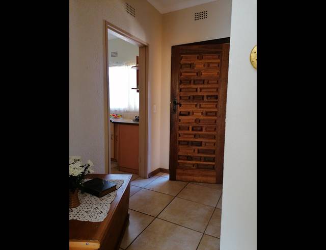 3 BEDROOM FREESTANDING SOLD IN STILFONTEIN EXT 4